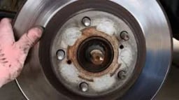 Wheel Hubs spare parts in UAE - Find car wheel hubs online
